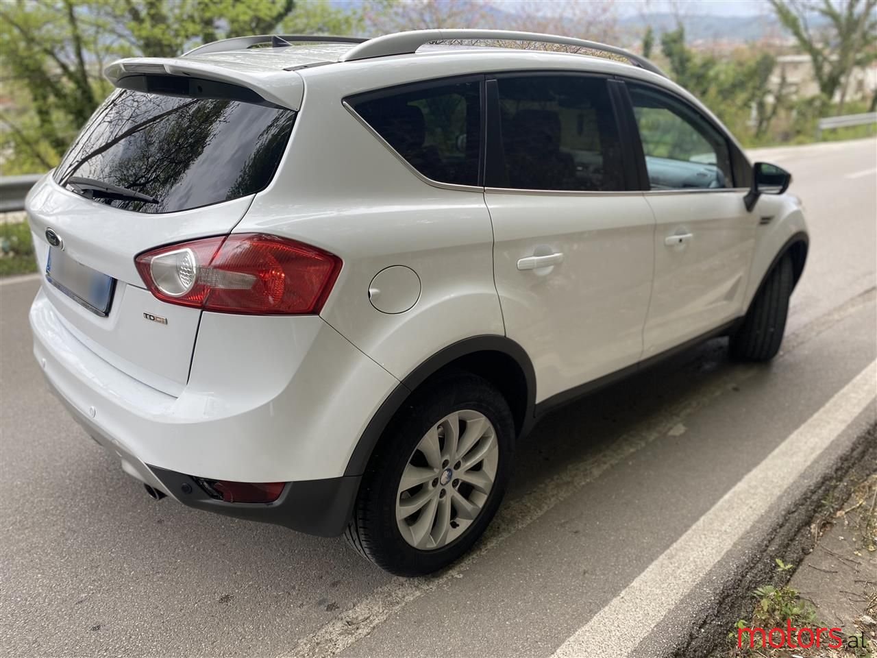 2010' Ford Kuga photo #6