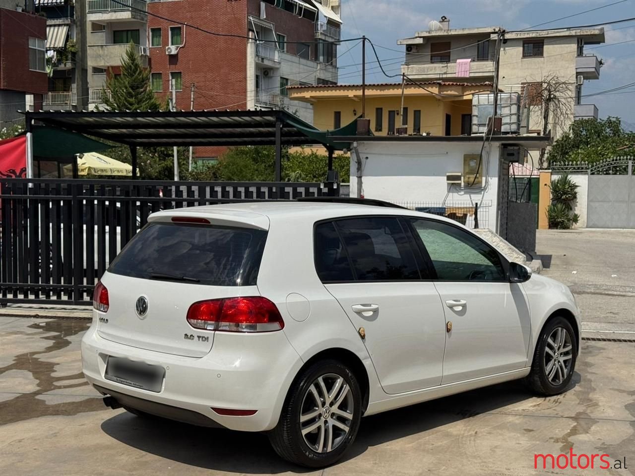 2012' Volkswagen Golf photo #6