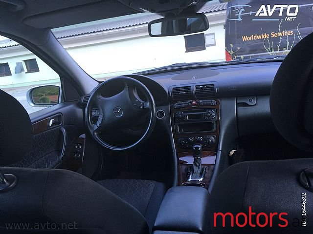 2001' Mercedes-Benz C-Class photo #2