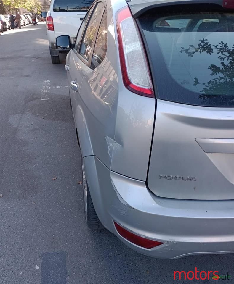 2009' Ford Focus photo #5