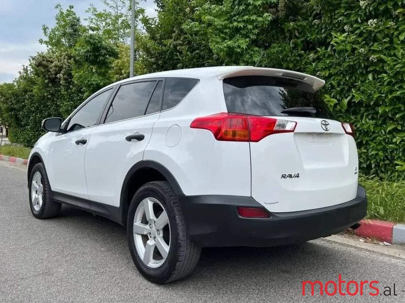 2014' Toyota RAV4 photo #5