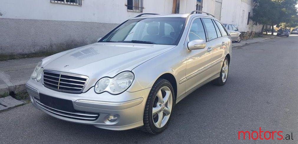 2005' Mercedes-Benz C 200 photo #1