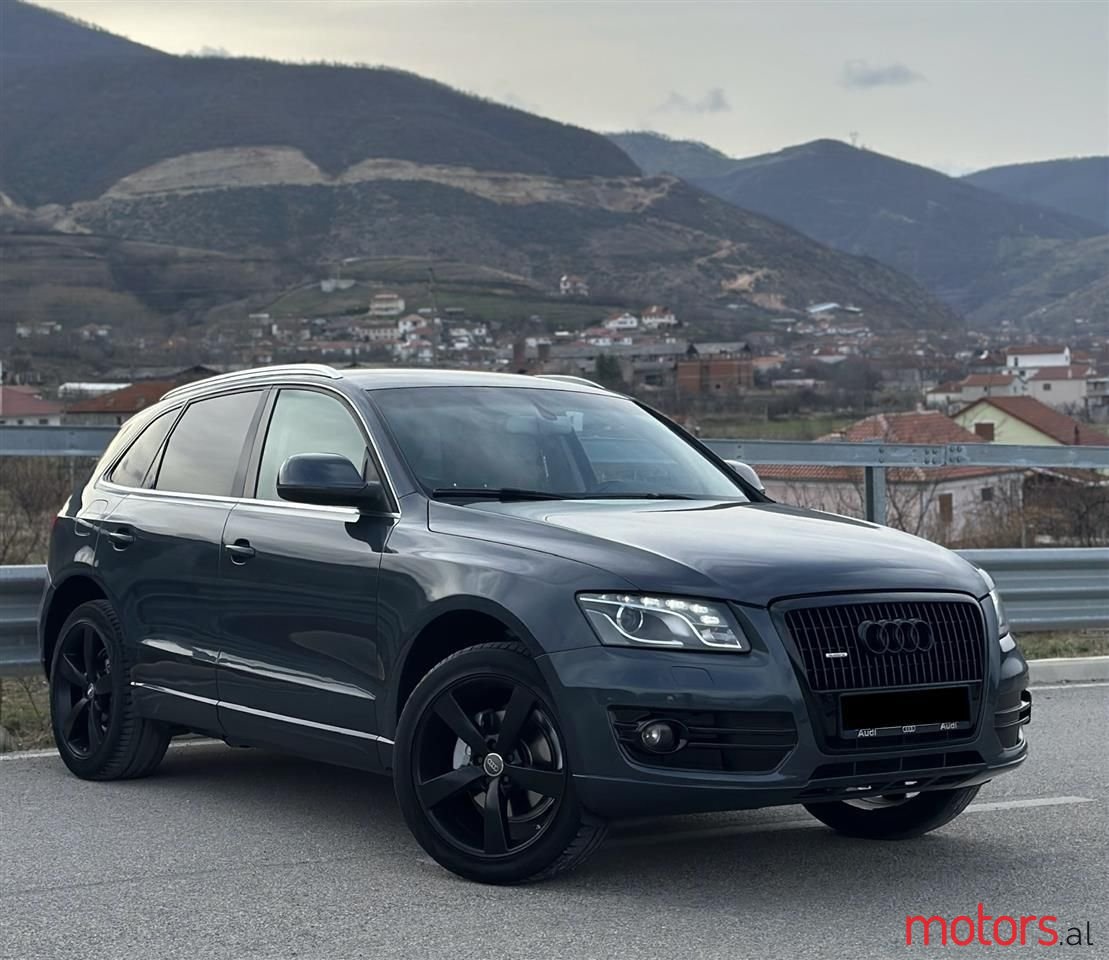 2010' Audi Q5 photo #2