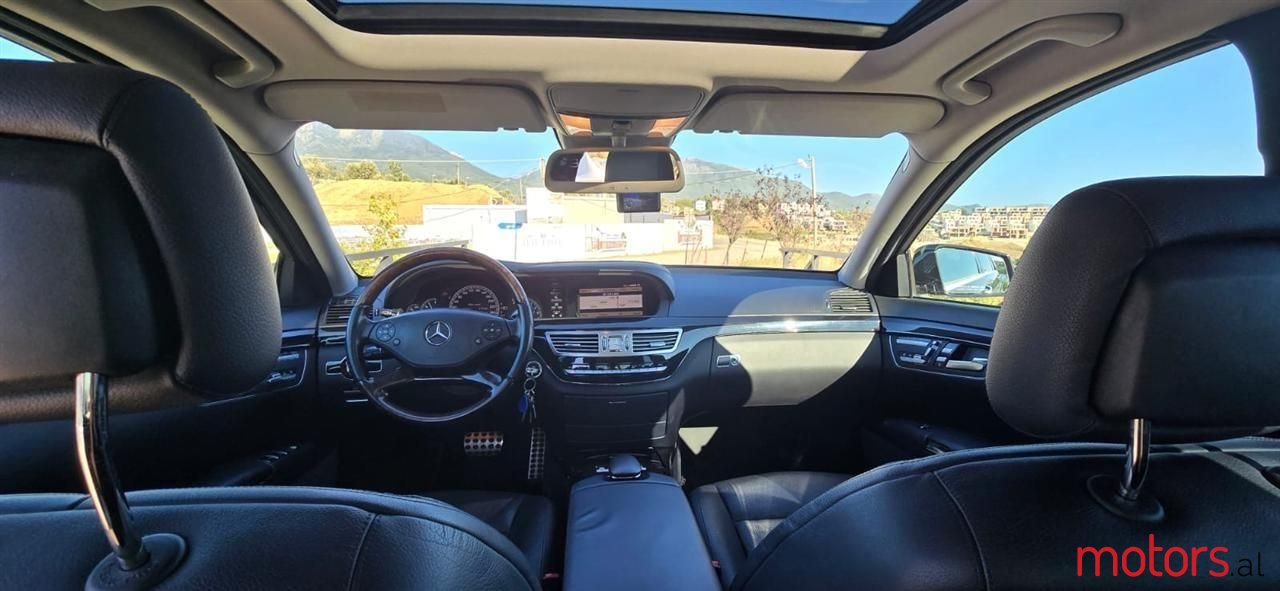 2012' Mercedes-Benz S 350 photo #6