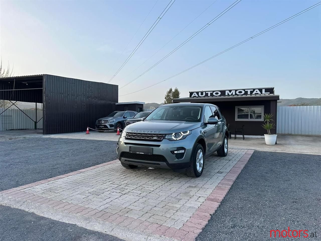 2016' Land Rover Discovery Sport photo #1