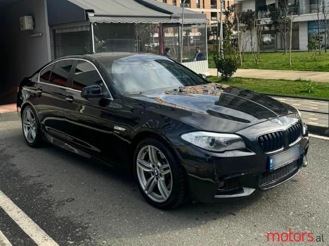 2012' BMW 535 photo #1