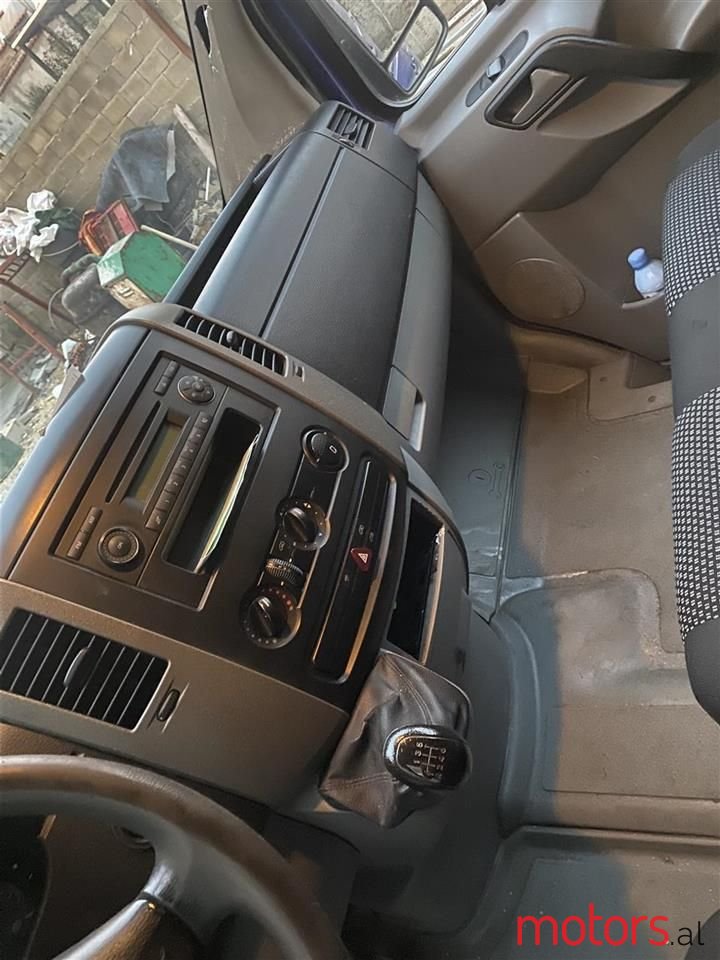 2010' Mercedes-Benz 220 photo #3