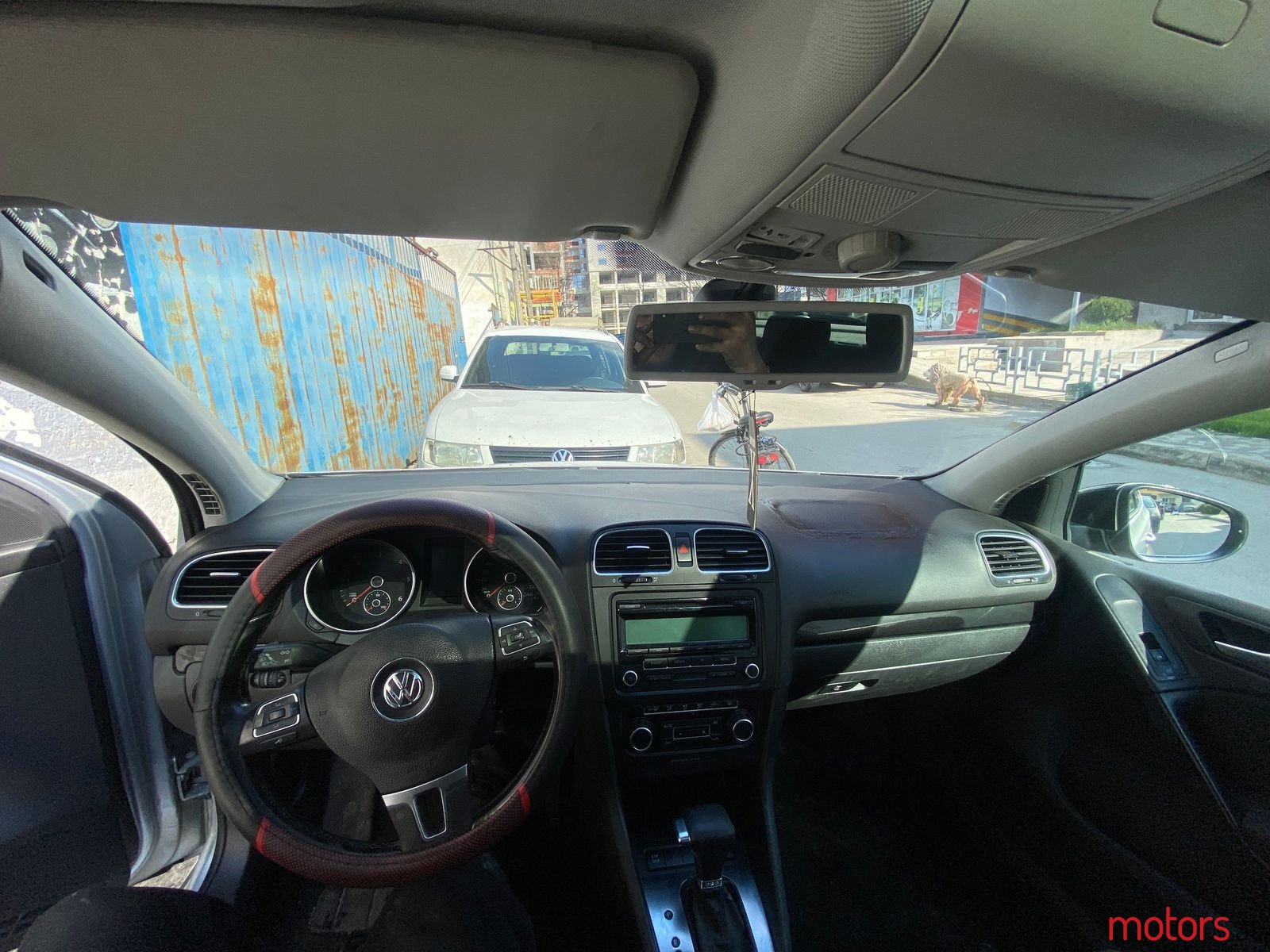 2010' Volkswagen Golf photo #6