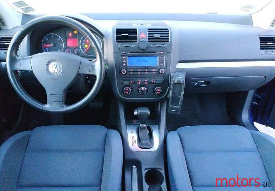 2006' Volkswagen Golf photo #1