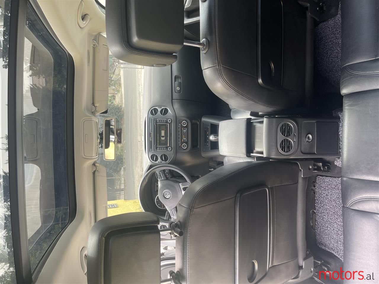 2013' Volkswagen Tiguan photo #6