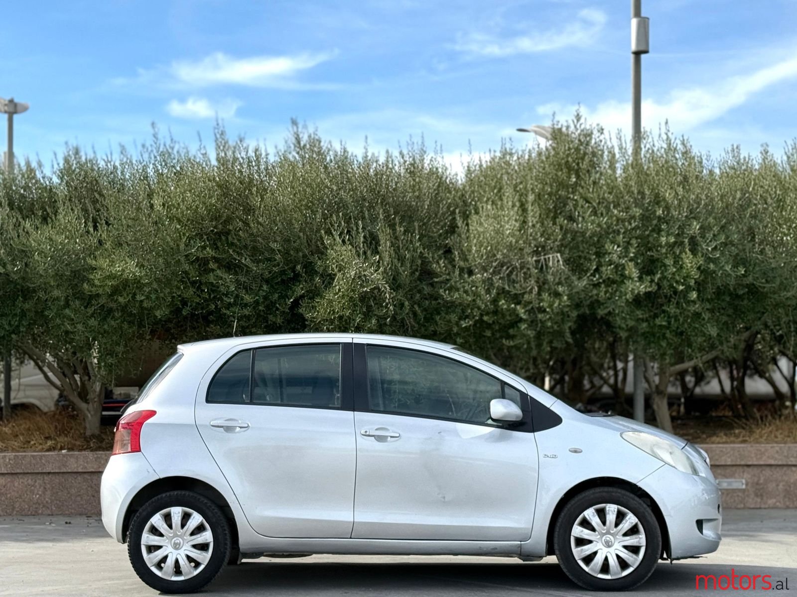 2009' Toyota Yaris photo #6
