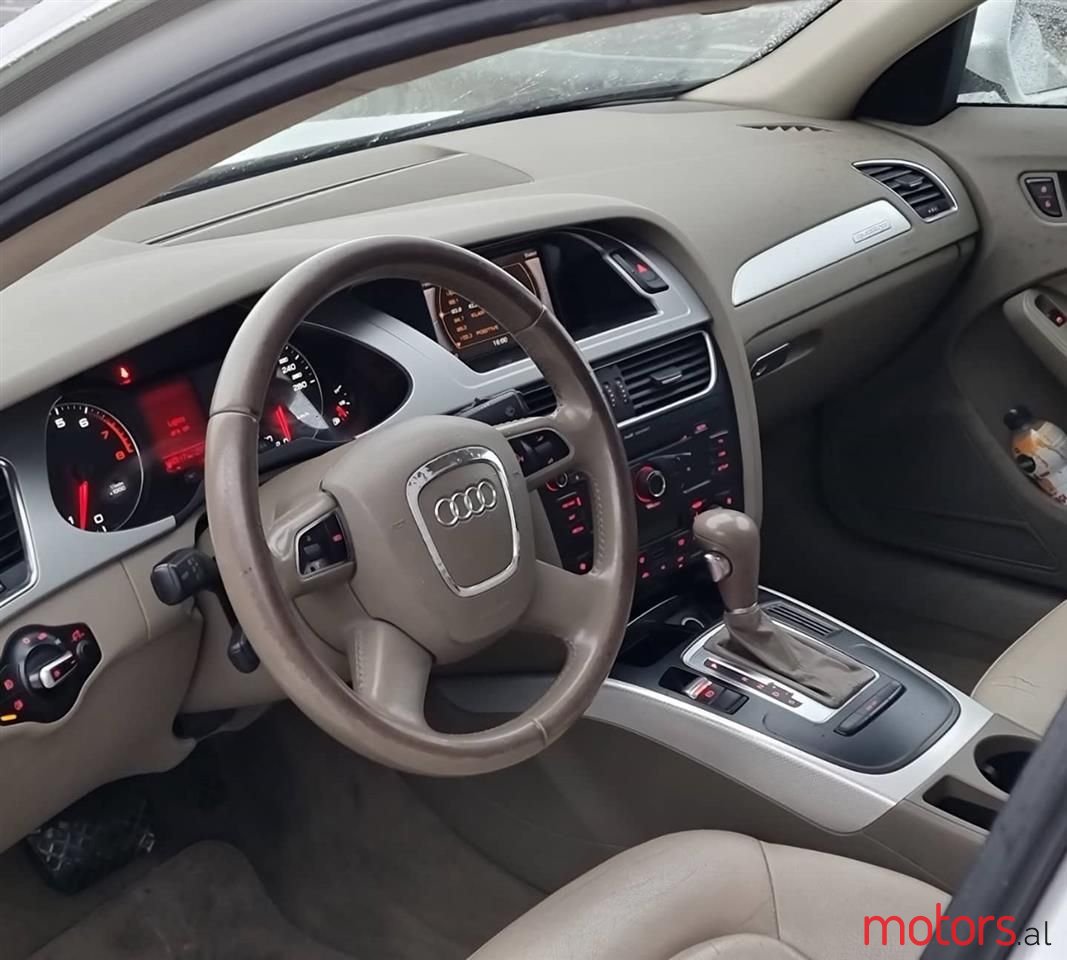 2011' Audi A4 photo #3