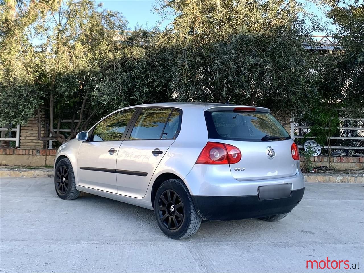 2007' Volkswagen Golf photo #5