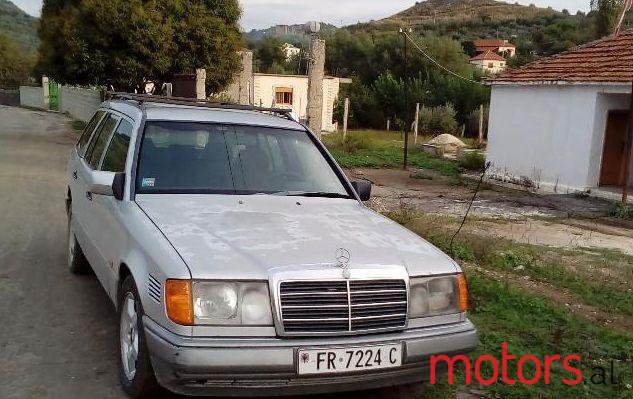 1990' Mercedes-Benz E-Class photo #4