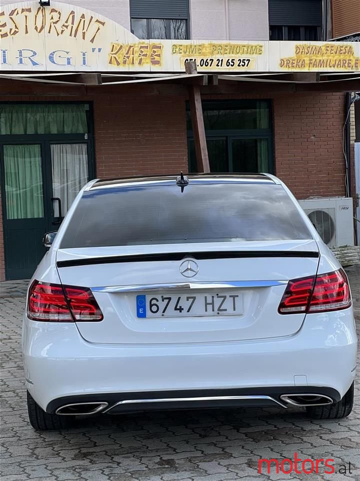 2015' Mercedes-Benz E 220 photo #6