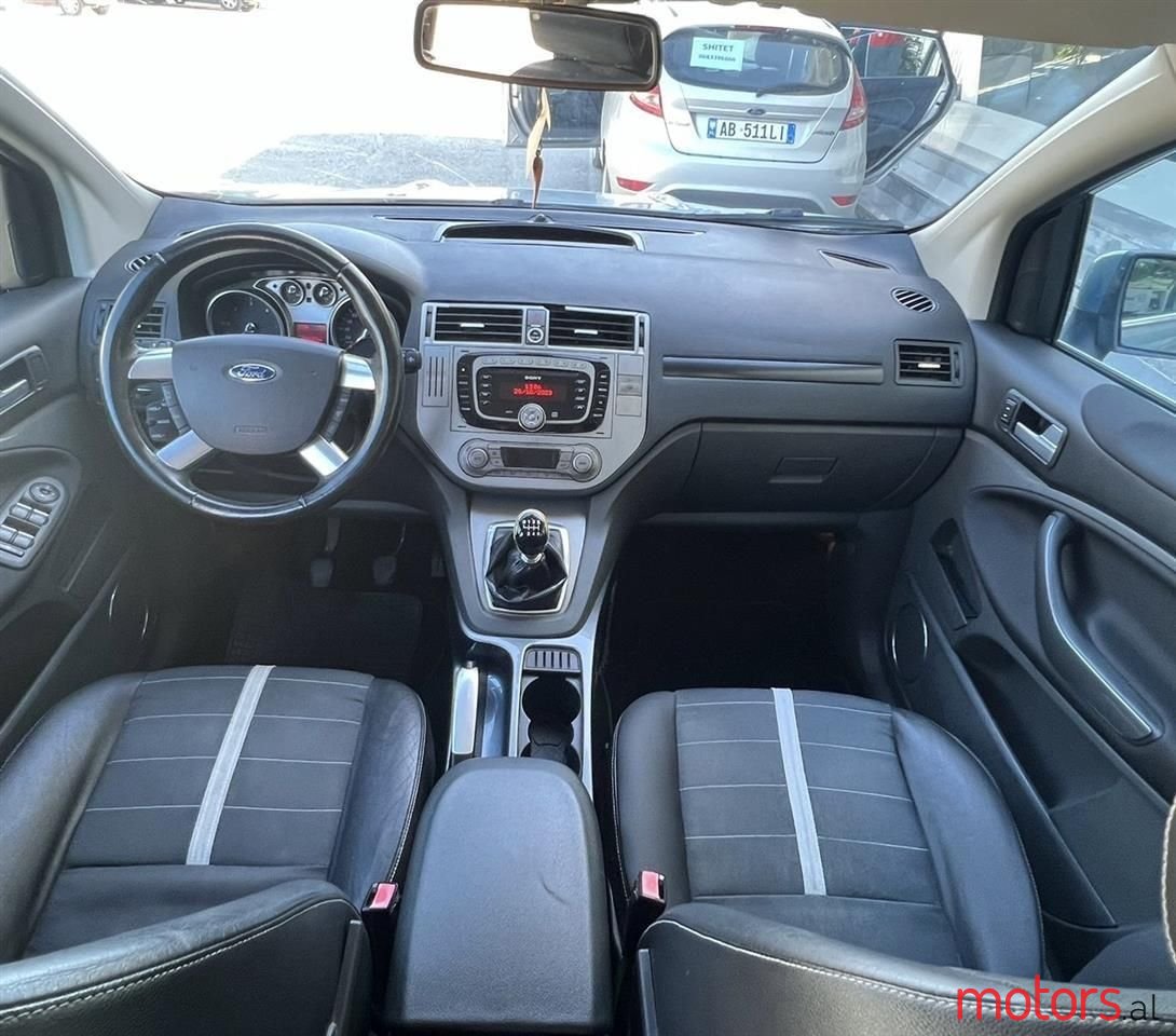 2010' Ford Kuga photo #5