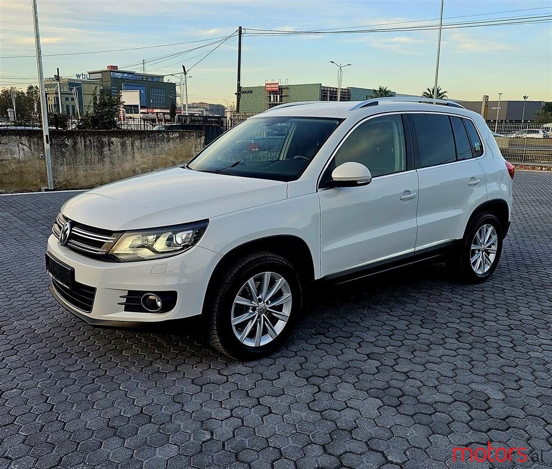 2014' Volkswagen Tiguan photo #1