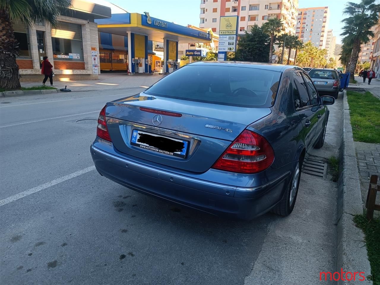 2004' Mercedes-Benz E 200 photo #4