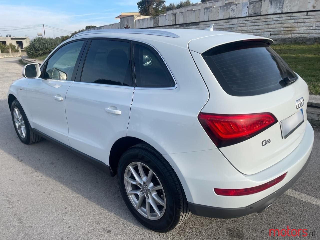 2013' Audi Q5 photo #5