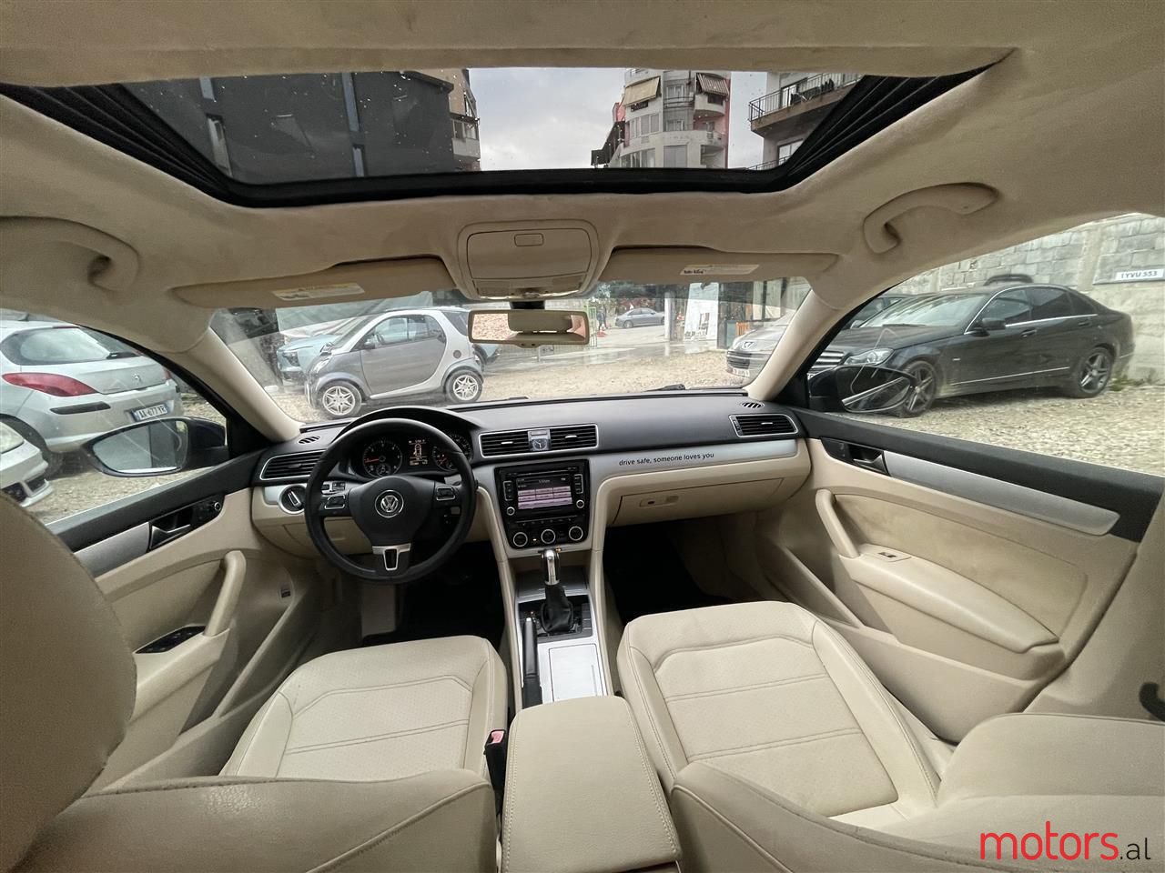 2012' Volkswagen Passat photo #2