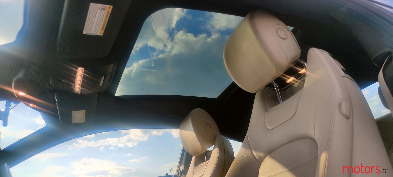 2016' Mercedes-Benz C 300 photo #4