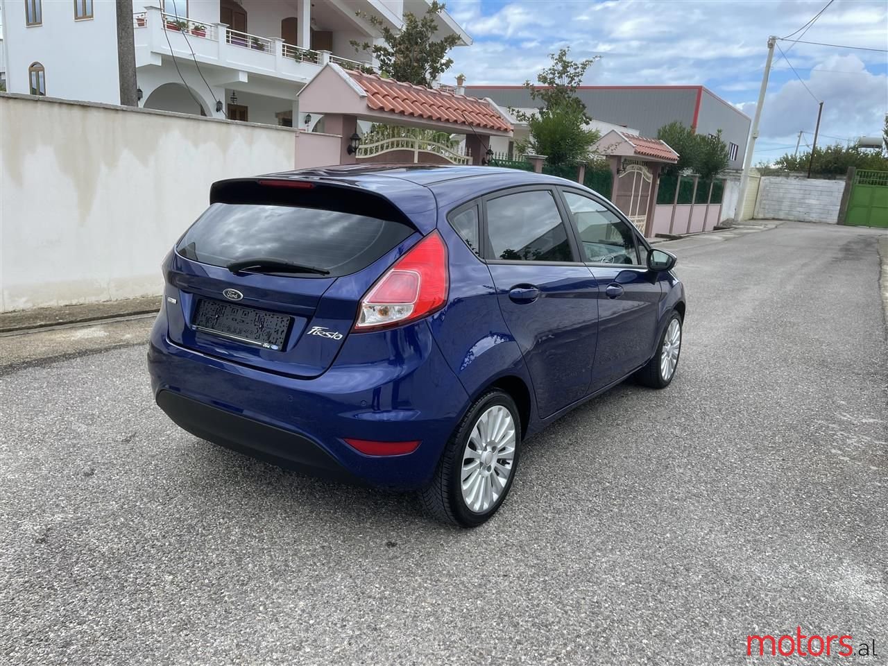 2015' Ford Fiesta photo #4
