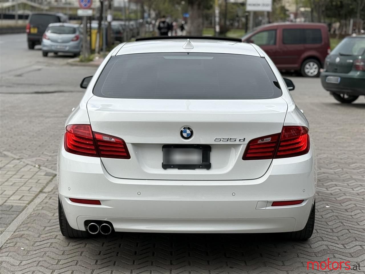 2015' BMW 535 photo #5