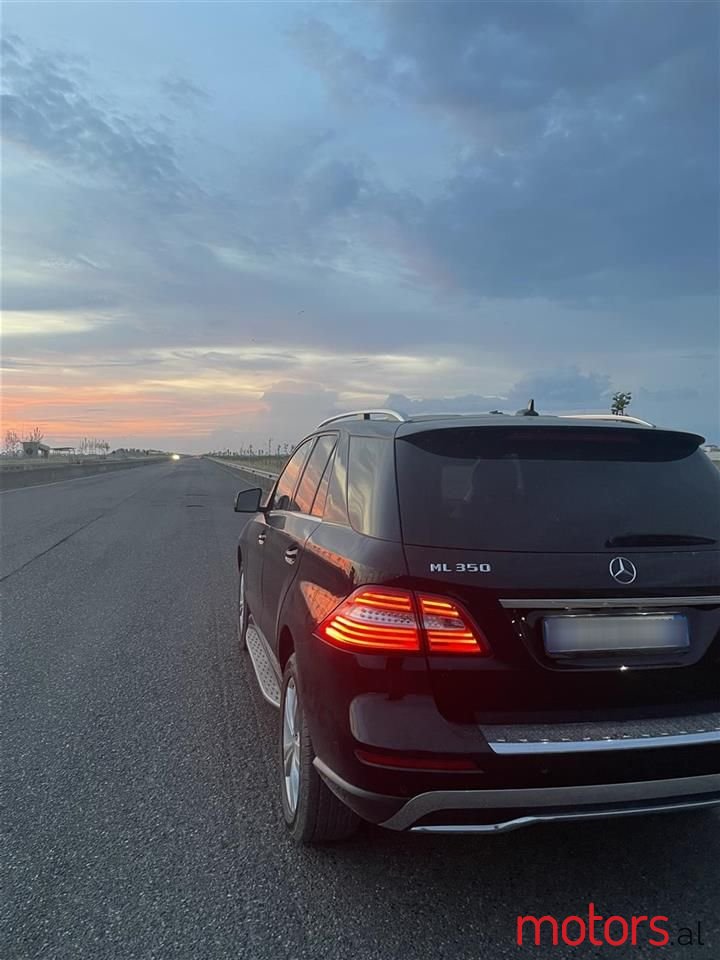 2013' Mercedes-Benz ML 350 photo #1