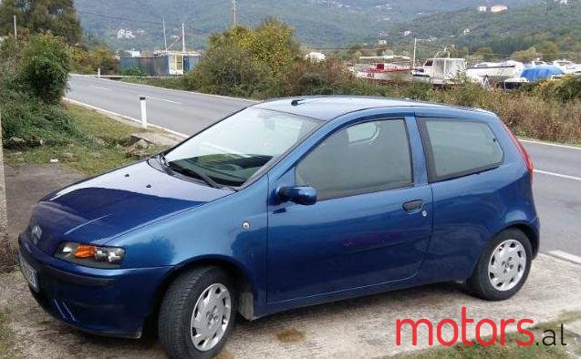 2001' Fiat Punto photo #1
