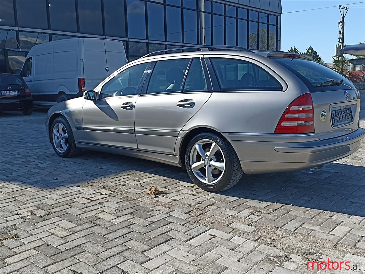 2005' Mercedes-Benz C 220 photo #3