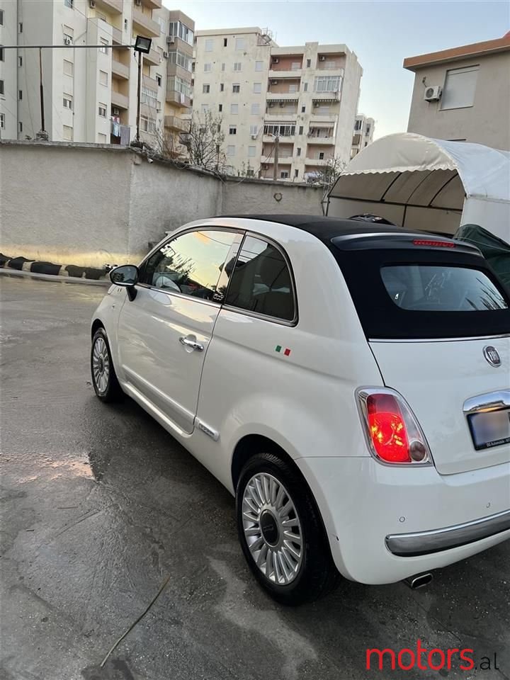 2011' Fiat 500C photo #1