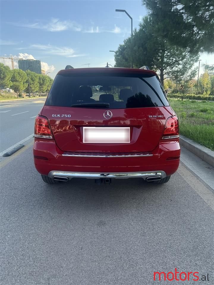 2015' Mercedes-Benz GLK 250 photo #2