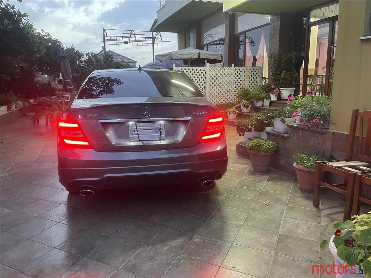 2012' Mercedes-Benz C 300 photo #6