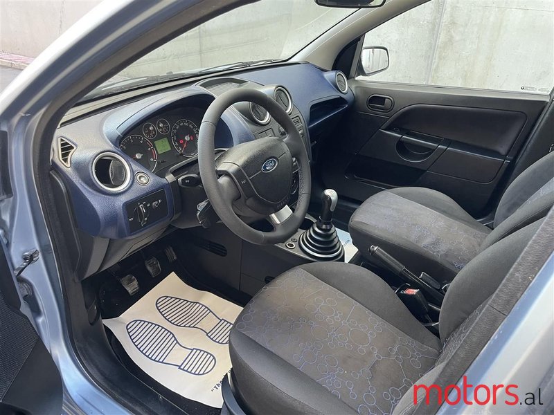 2007' Ford Fiesta photo #6
