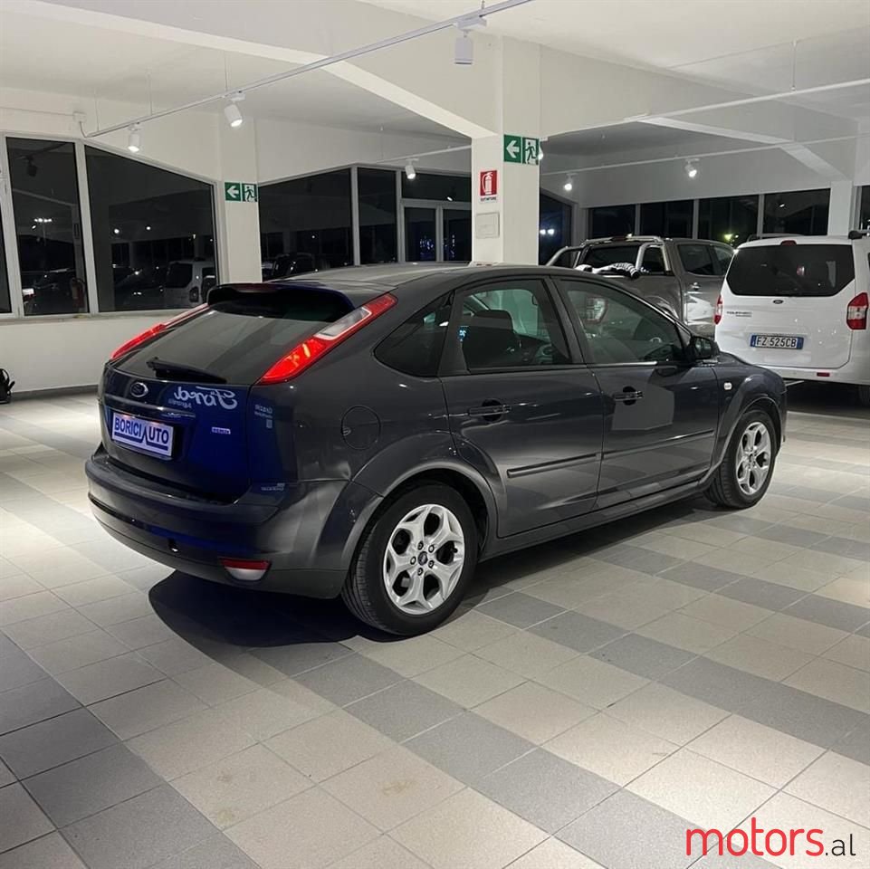 2007' Ford Focus photo #2