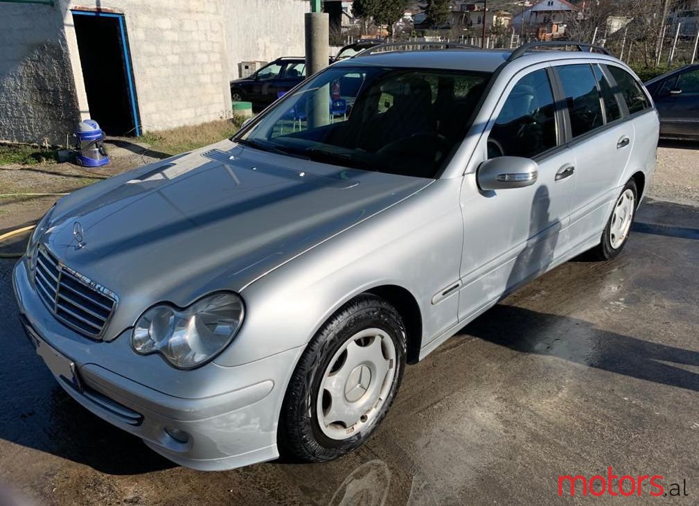 2005' Mercedes-Benz C 200 photo #1