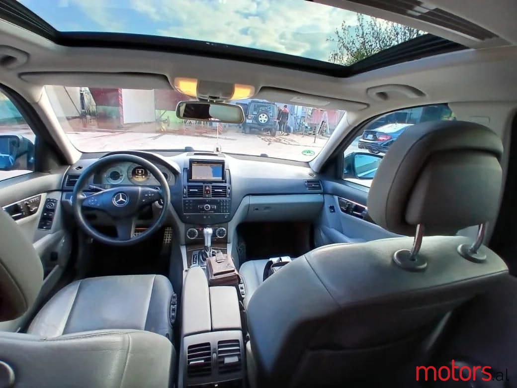 2009' Mercedes-Benz C 300 photo #6