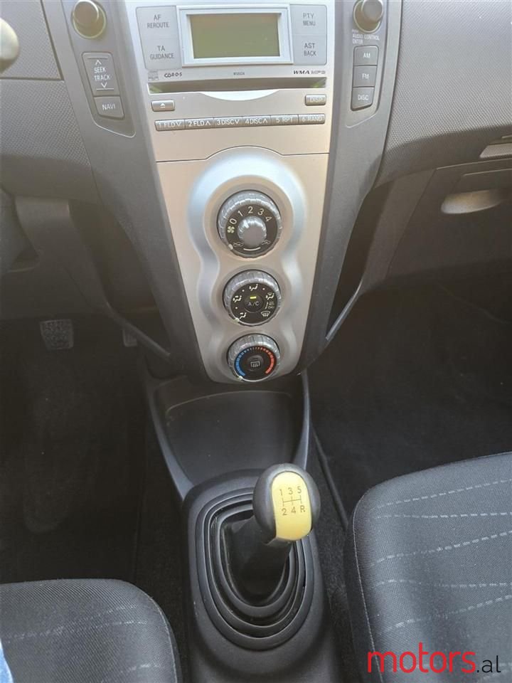 2006' Toyota Yaris photo #3