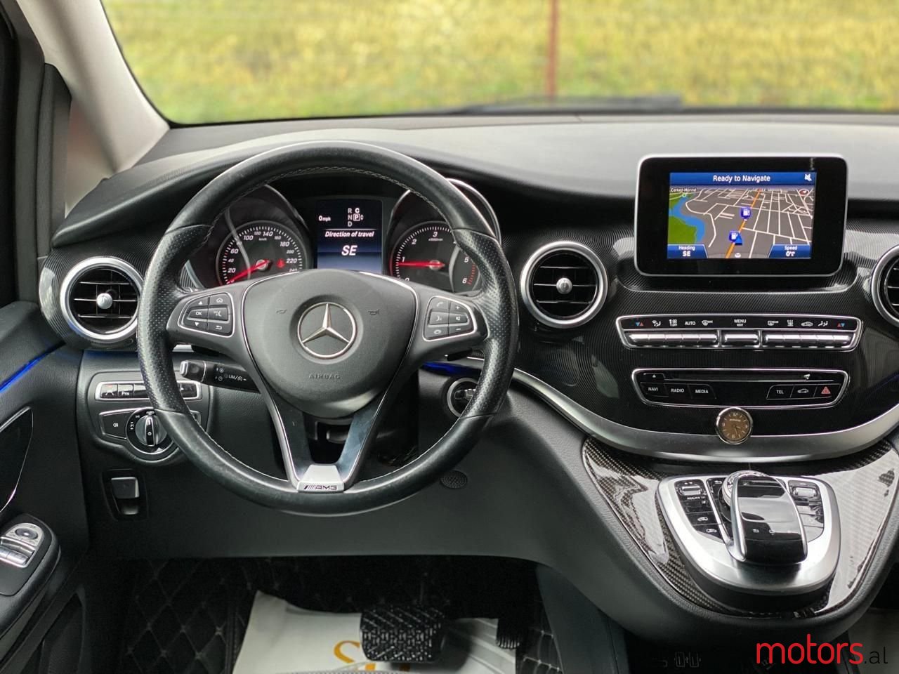 2015' Mercedes-Benz V 250 photo #6