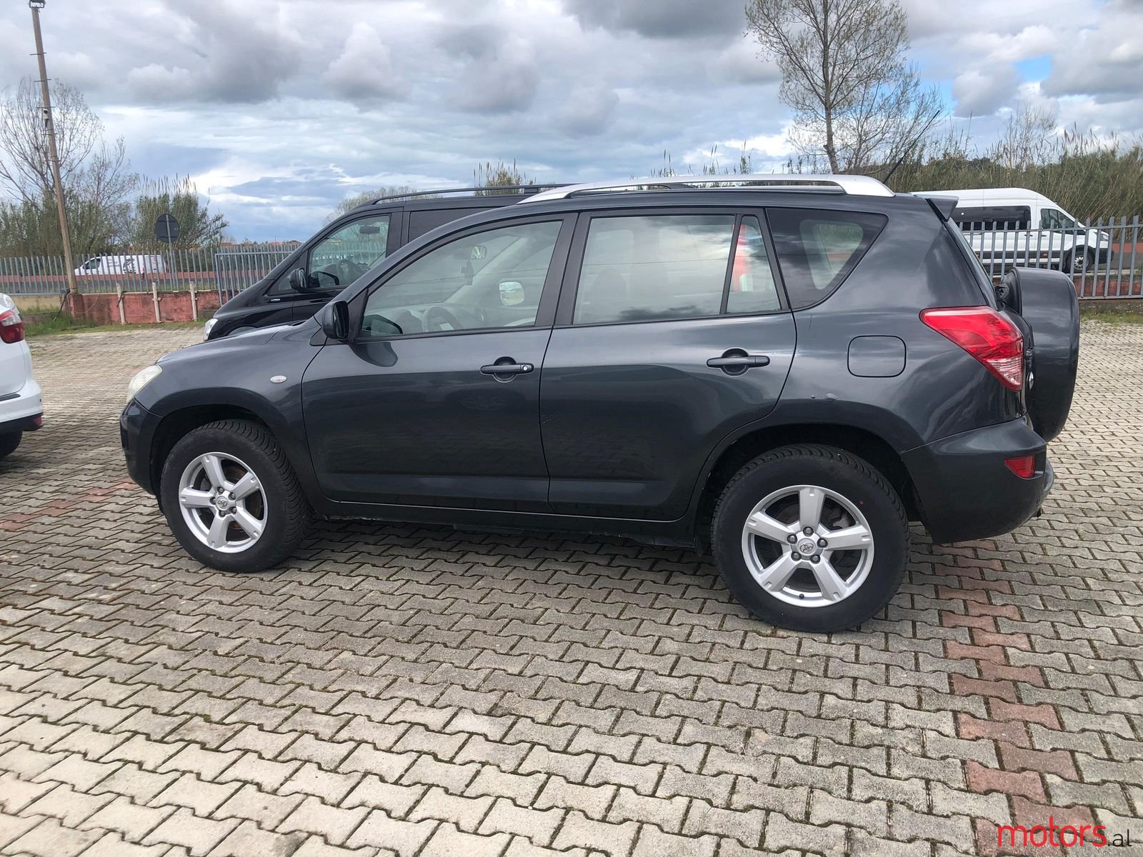 2008' Toyota RAV4 photo #4
