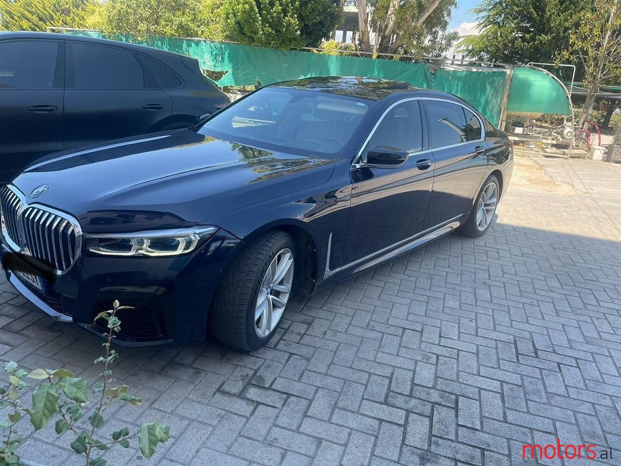 2016' BMW 750 photo #3