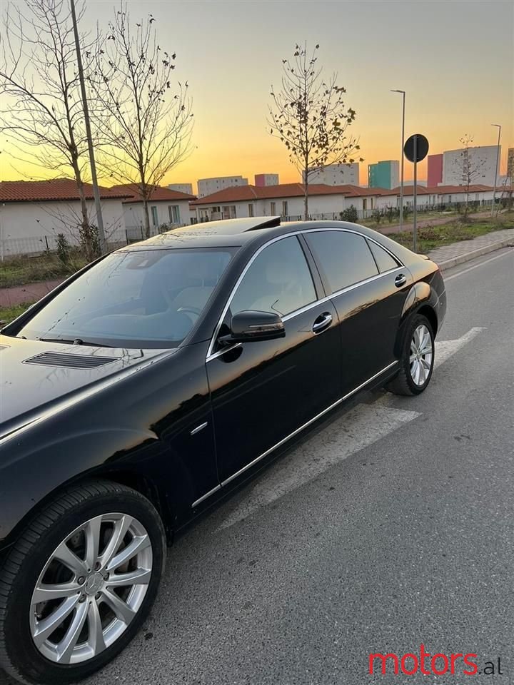 2012' Mercedes-Benz S 350 photo #4