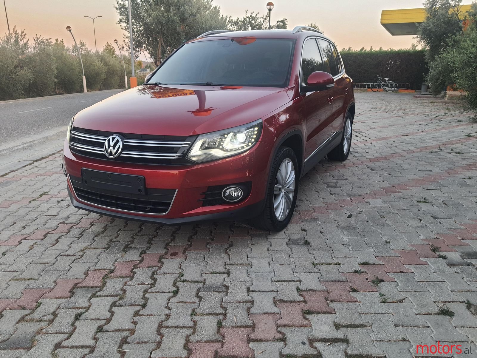 2013' Volkswagen Tiguan photo #1