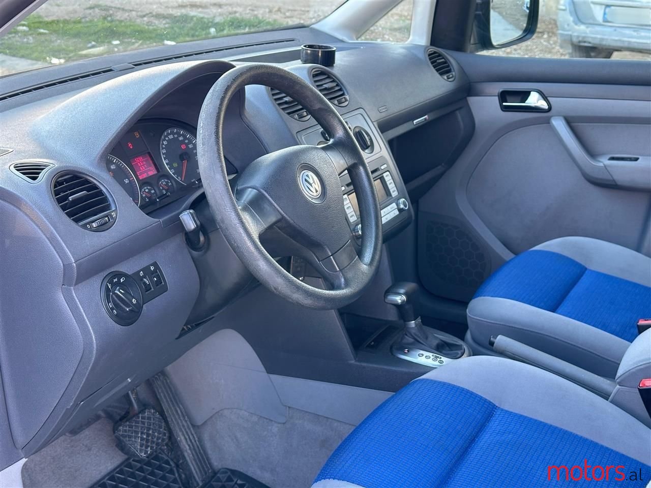 2007' Volkswagen Caddy photo #4