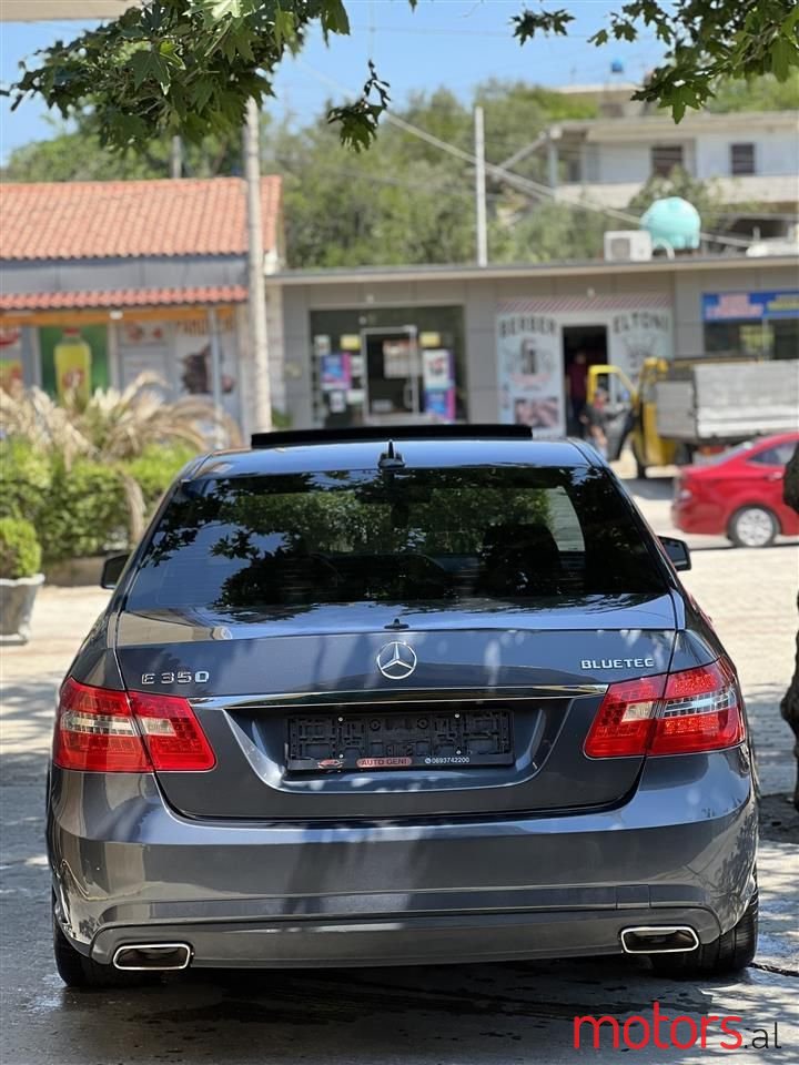 2012' Mercedes-Benz E 350 photo #6