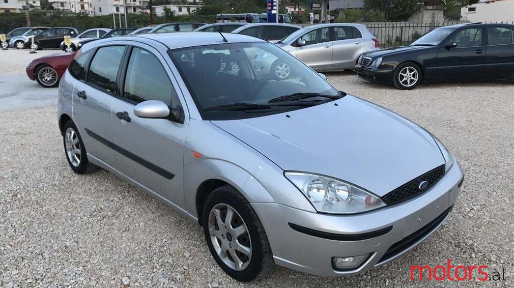 2004' Ford Focus photo #3