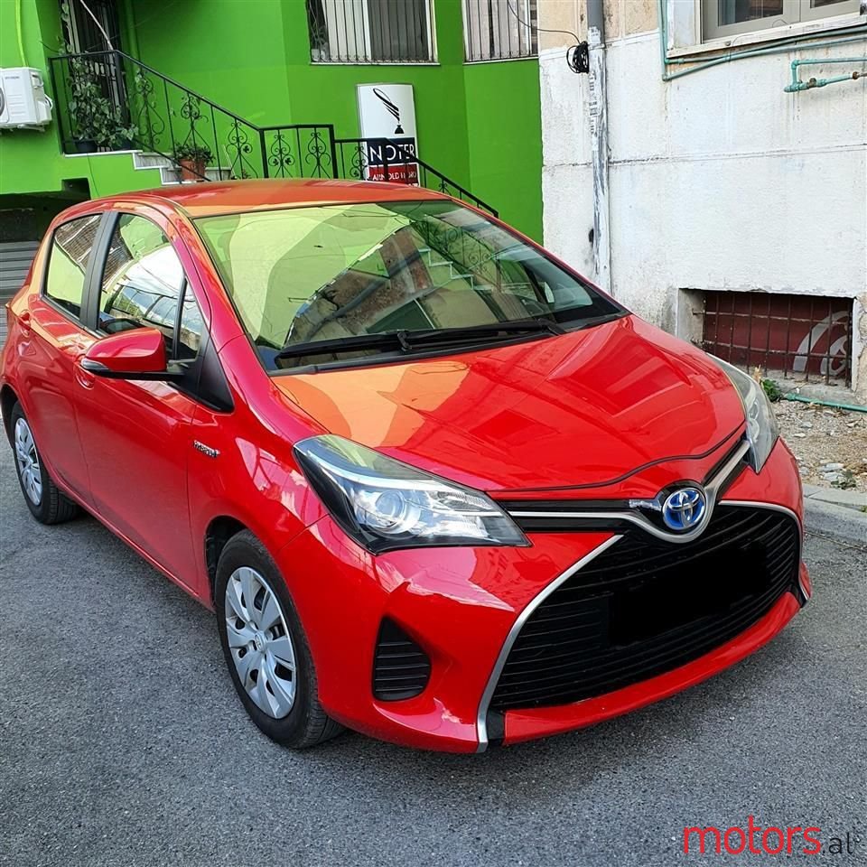 2017' Toyota Yaris photo #1