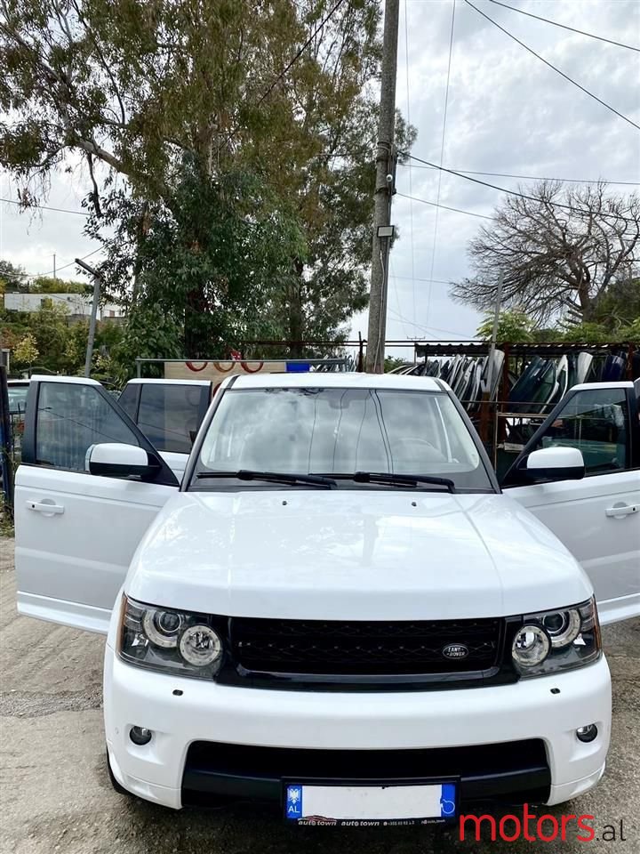 2011' Land Rover Range Rover Sport photo #2