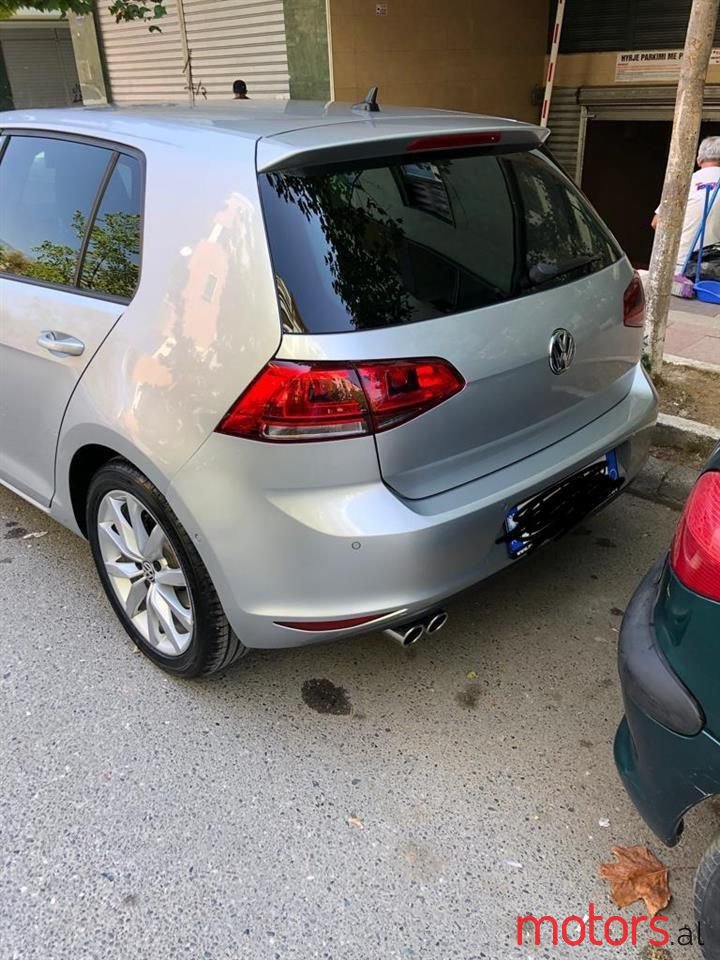 2014' Volkswagen Golf photo #5