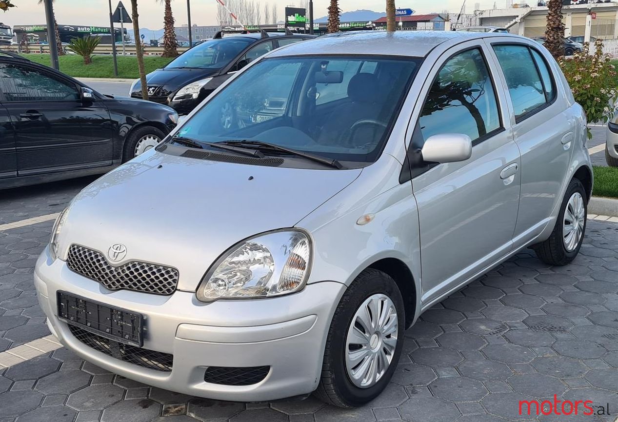 2005' Toyota Yaris photo #1